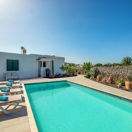 Villa Sarita Sol By Villa Plus Playa Blanca  Exterior foto