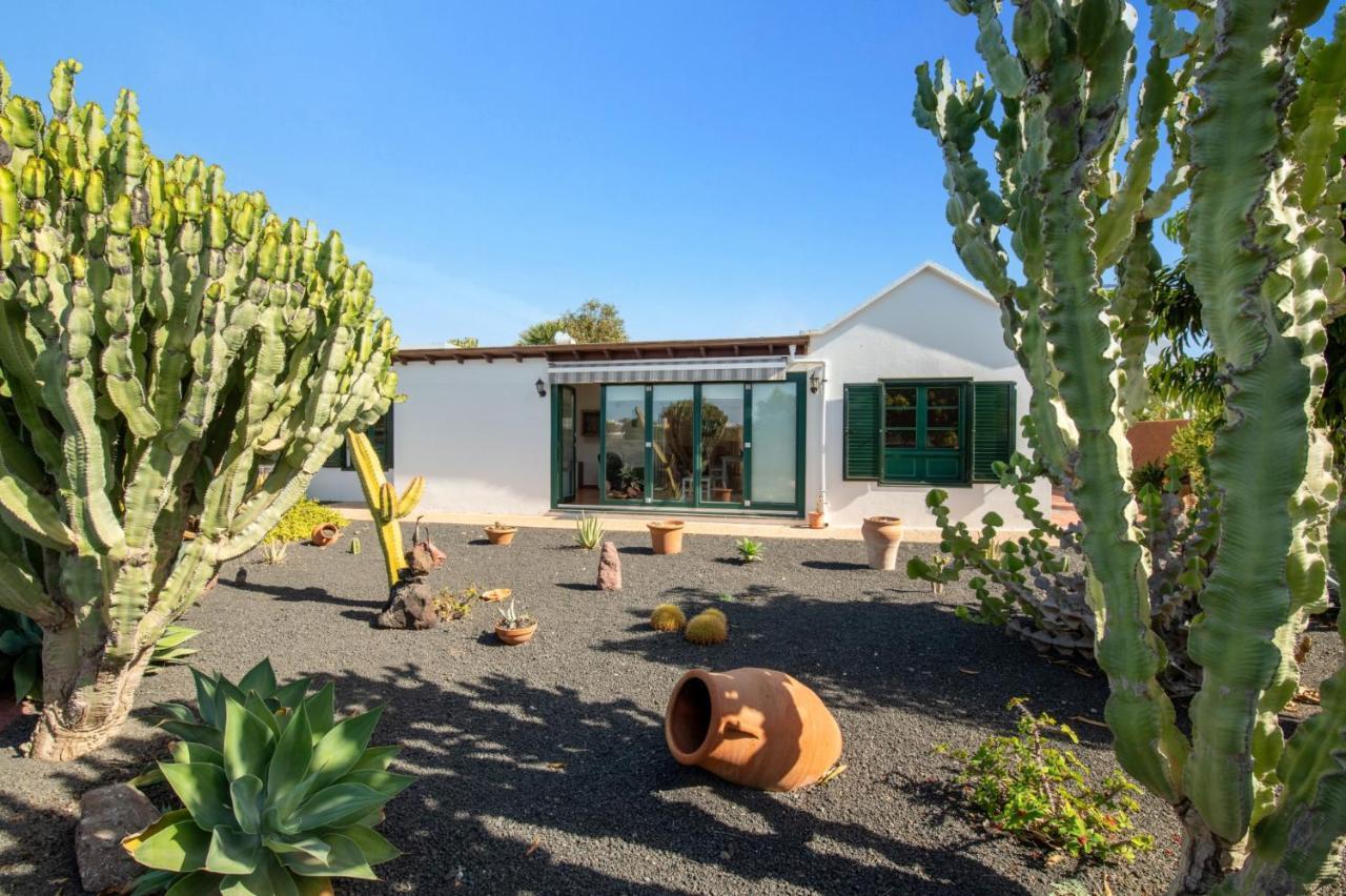 Villa Sarita Sol By Villa Plus Playa Blanca  Exterior foto